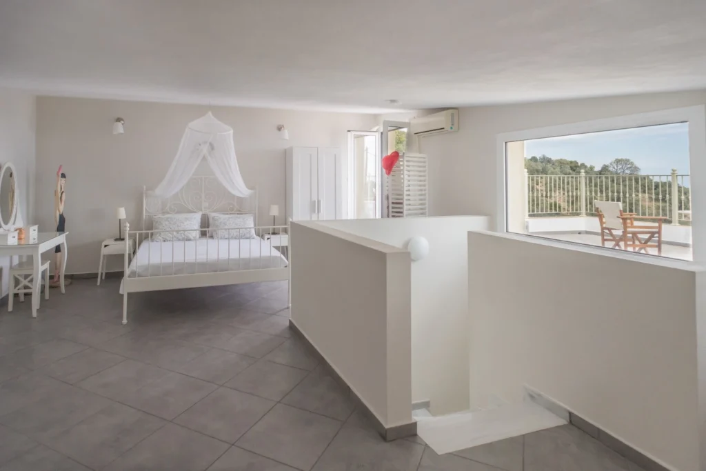 Minimal Bedroom Design for Relaxation with oudoor view